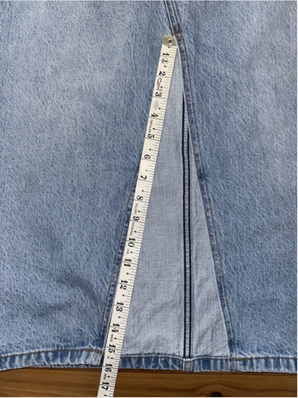 Abercrombie High Rise Denim Midi Skirt Light Wash Slit Minimal Size 27 - Picture 8 of 8